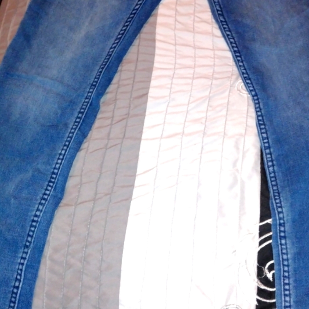 Super soft straight cut jeans